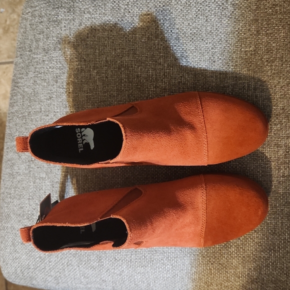 Sorel Evie Pull On Suede Booties - Picture 4 of 8